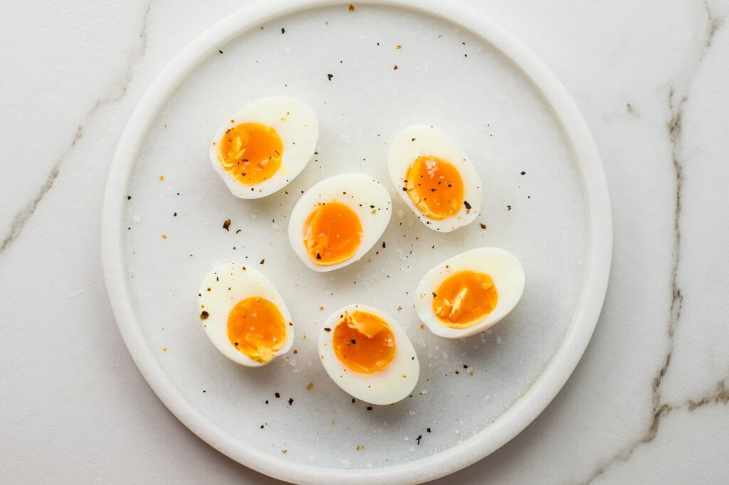 Как правильно варить перепелиные яйца
